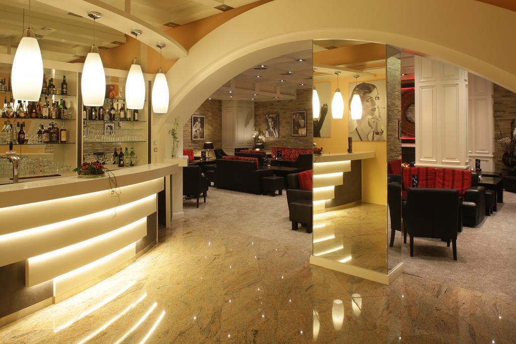 Hotel La Strada Kassel Ngoại thất bức ảnh