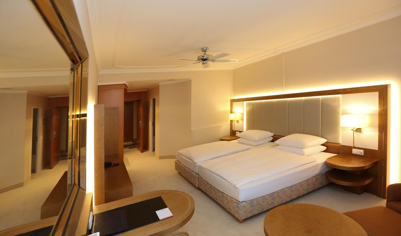 Hotel La Strada Kassel Ngoại thất bức ảnh