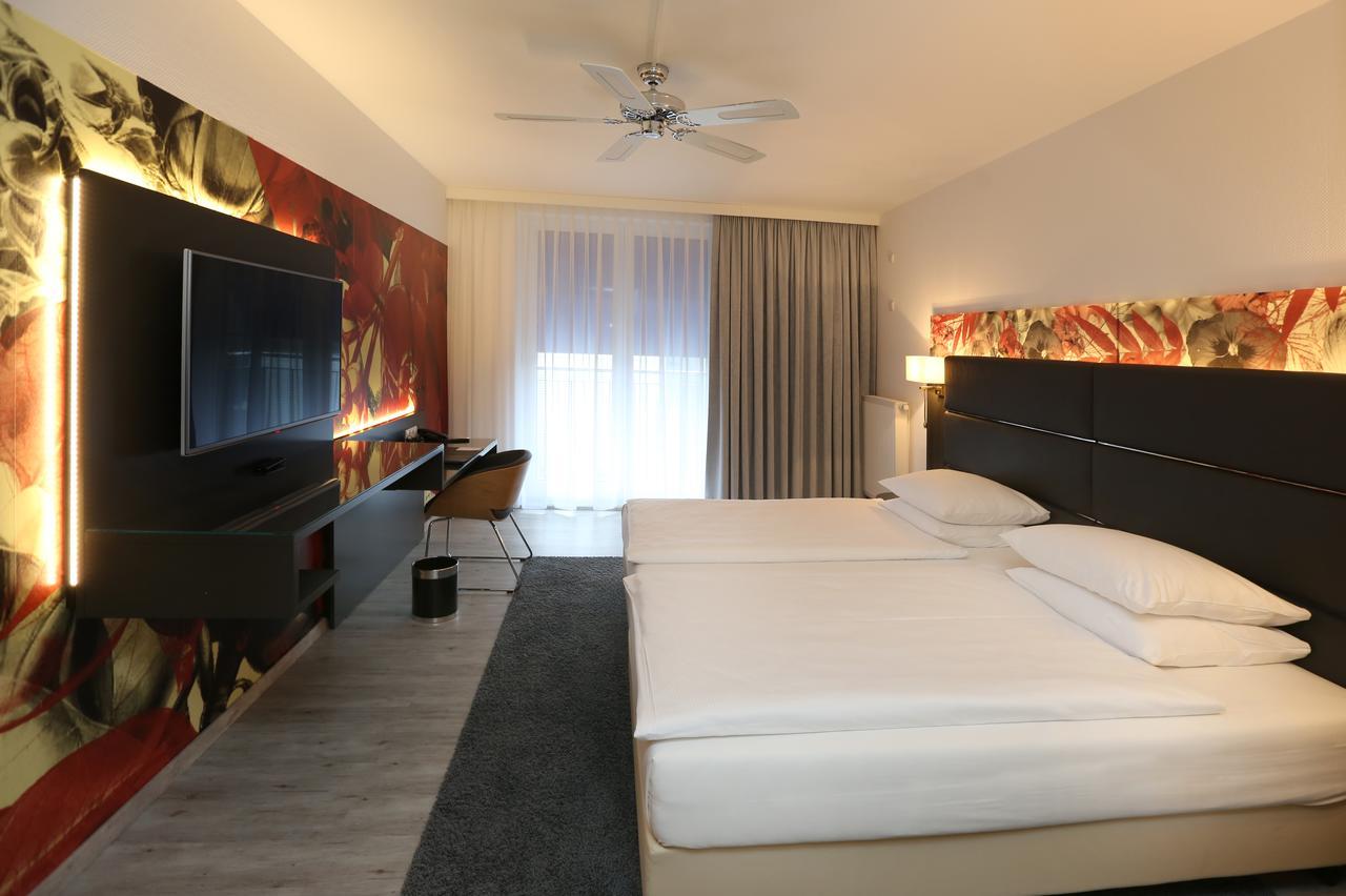 Hotel La Strada Kassel Ngoại thất bức ảnh